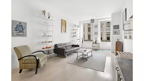 60 W 20th St #5D, New York, NY 10011