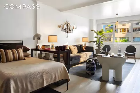 101 W 12th St #15P, New York, NY 10011