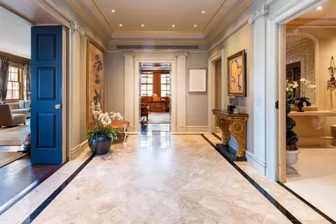 32 E 64th St #8W, New York, NY 10065