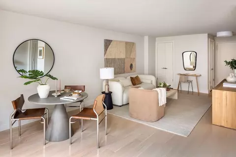 155 W 68th St #2107, New York, NY 10023
