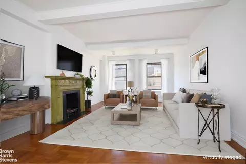 135 E 74th St #6A, New York, NY 10021