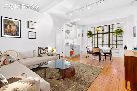 21 E 10th St #5A, New York, NY 10003
