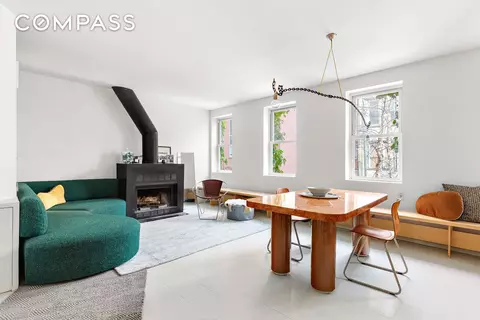 18 R Spring St #3R, New York, NY 10012