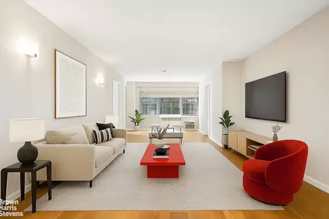 420 E 55th St #5Q, New York, NY 10022