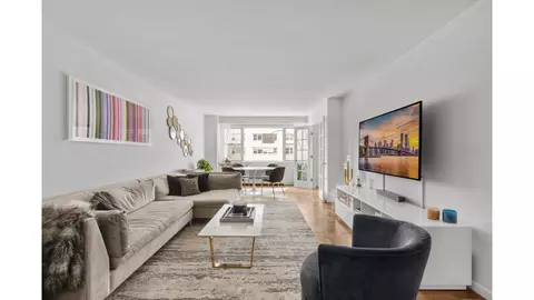 79 W 12th St #5F, New York, NY 10011