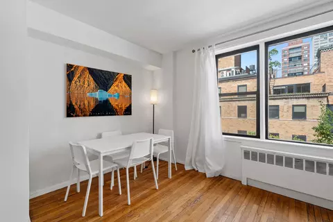 330 E 70th St #6D, New York, NY 10021