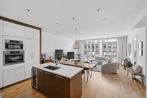 122 Newton St #PH, Brooklyn, NY 11222