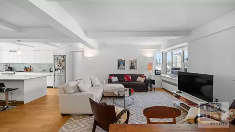 530 Grand St #D9F, New York, NY 10002