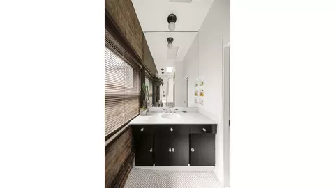 126 Chambers St #5, New York, NY 10007