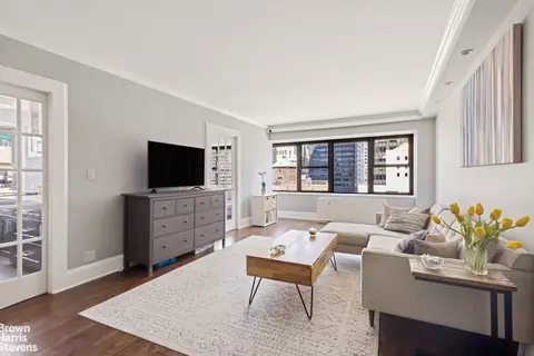 160 E 38th St #22D, New York, NY 10016