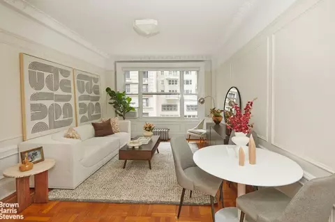 200 W 54th St #11J, New York, NY 10019