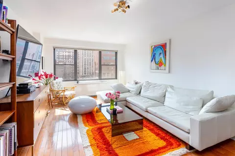 120 E 90th St #16-B, New York, NY 10128