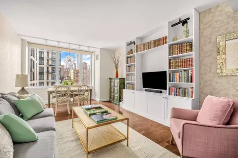 225 E 34th St #12C, New York, NY 10016