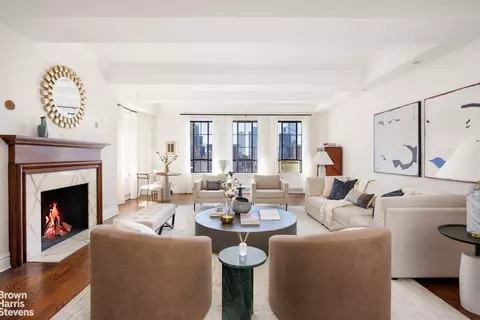 350 W 57th St #19CD, New York, NY 10019