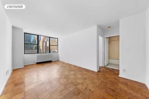 301 E 45th St #7D, New York, NY 10017
