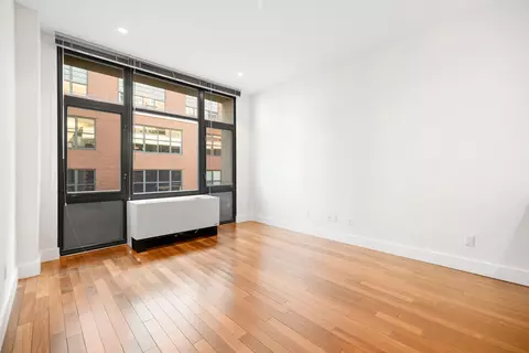 41-18 27th St #8-A, Long Island City, NY 11101