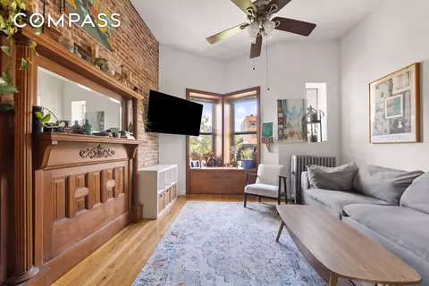 798 President St #4R, Brooklyn, NY 11215