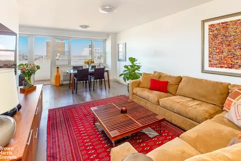 100 W 93rd St #28G, New York, NY 10025
