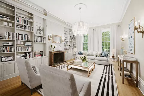 26 Washington Sq N, New York, NY 10011