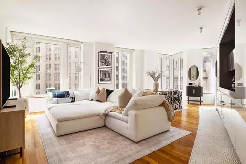 15 William St #14-E, New York, NY 10005