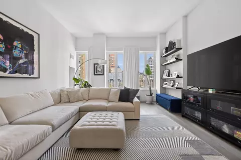 230 W 78th St #6A, New York, NY 10024