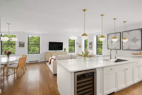478 Central Park W #5B, New York, NY 10025