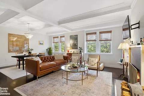 125 E 63rd St #4C, New York, NY 10065