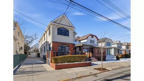 1874 E 27th St, Brooklyn, NY 11229