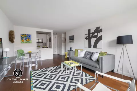 200 E 94th St #612, New York, NY 10128