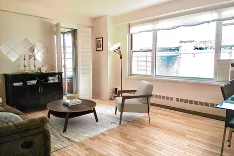 572 Grand St #G604, New York, NY 10002
