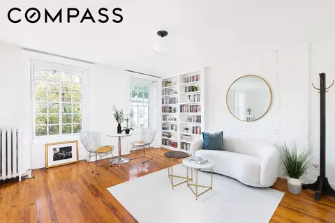 130 Henry St #3F, Brooklyn, NY 11201