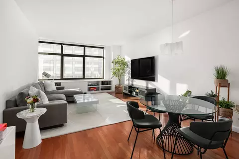 1 Morton Sq #4DE, New York, NY 10014