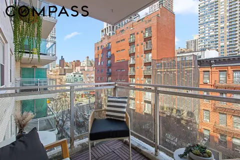 400 E 77th St #6C, New York, NY 10075