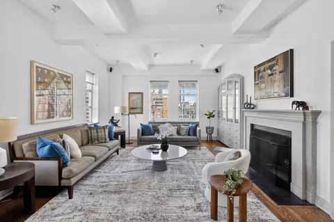 410 W 24th St #19BCE, New York, NY 10011