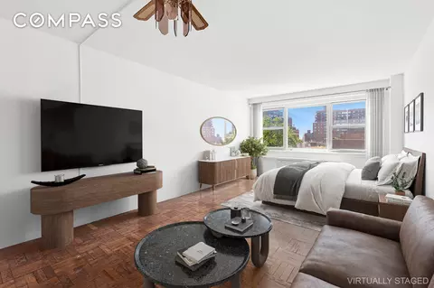 101 W 12th St #10E, New York, NY 10011