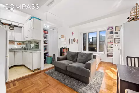 225 Central Park W #619, New York, NY 10024