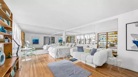 60 E 9th St #435, New York, NY 10003