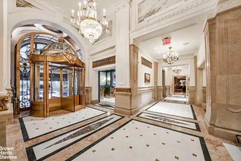 2 E 55th St #835/31, New York, NY 10022