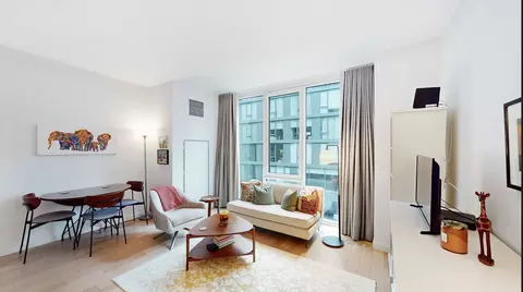 540 W 49th St #201N, New York, NY 10019