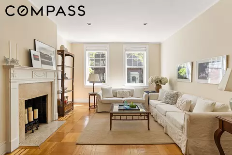 34-28 80th St #2, New York City, NY 11372