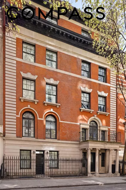 272 W 91st St, New York, NY 10024