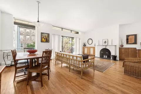 434 W 23rd St #C, New York, NY 10011