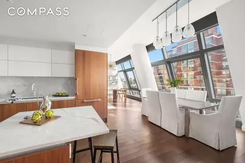 35 W 15th St #14D, New York, NY 10011