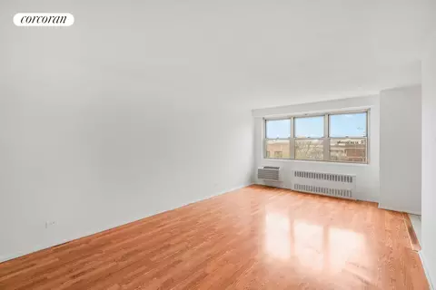 2475 W 16th St #4D, Brooklyn, NY 11214