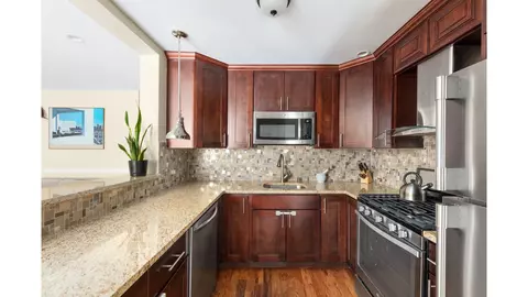 278 Sumpter St, Brooklyn, NY 11233