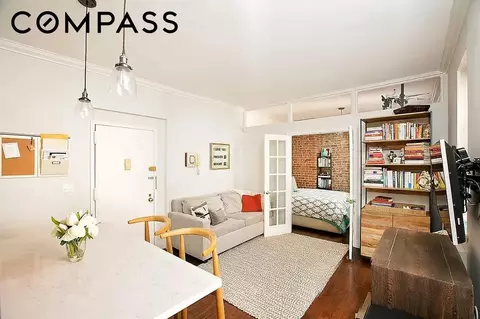 314 W 94th St #5E, New York, NY 10025