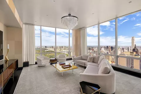 157 W 57th St #52-B, New York, NY 10019