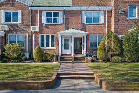 248 Bay 13th St, Brooklyn, NY 11214