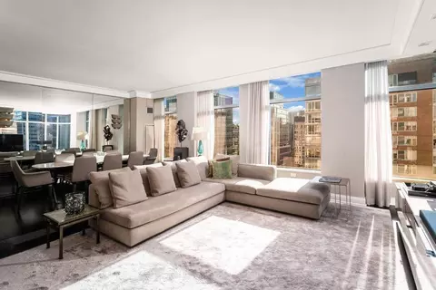 250 E 54th St #29D, New York, NY 10022