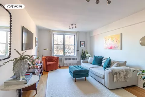 350 Bleecker St #4K, New York, NY 10014